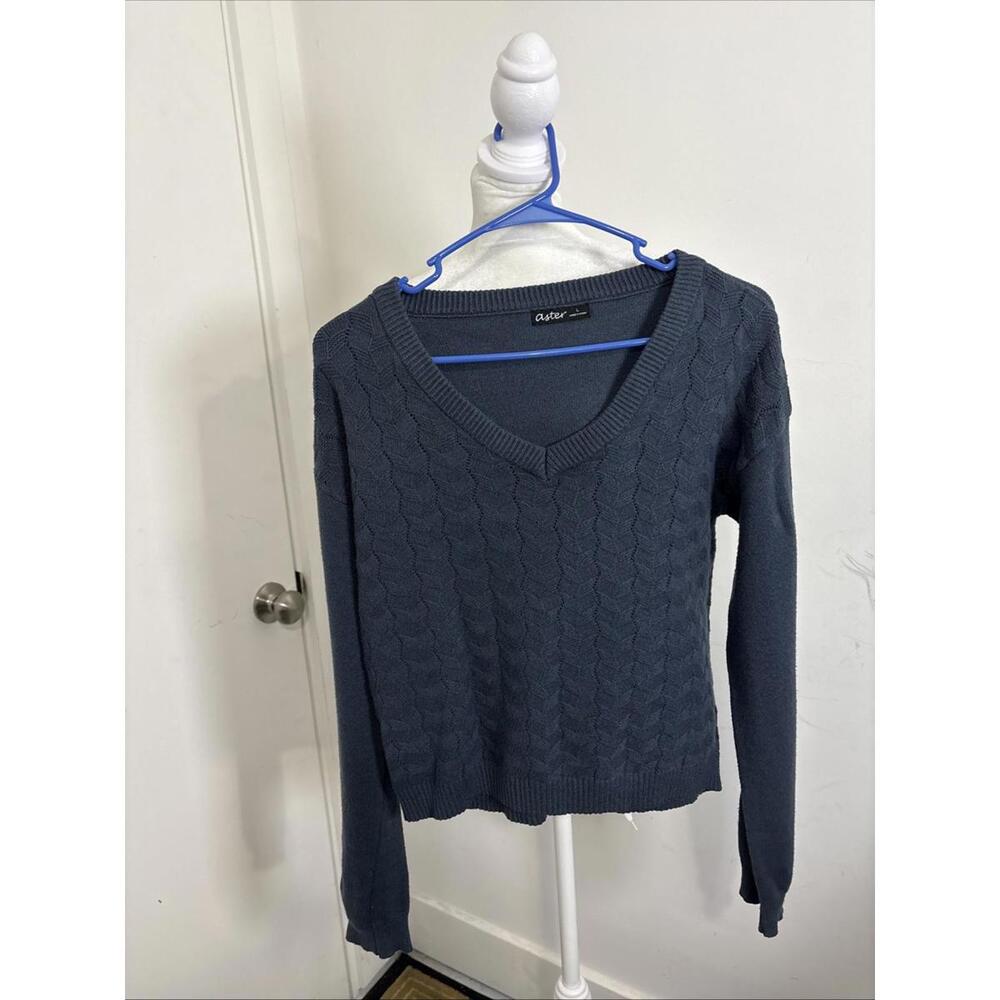 Aster Cable Knit‎ V-Neck Sweater Navy Large